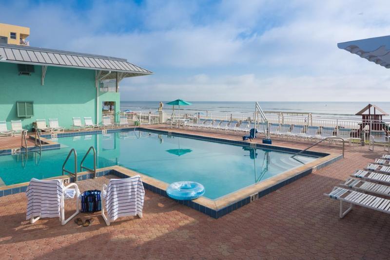 Coconut Palms Beach Resort New Smyrna Beach Extérieur photo
